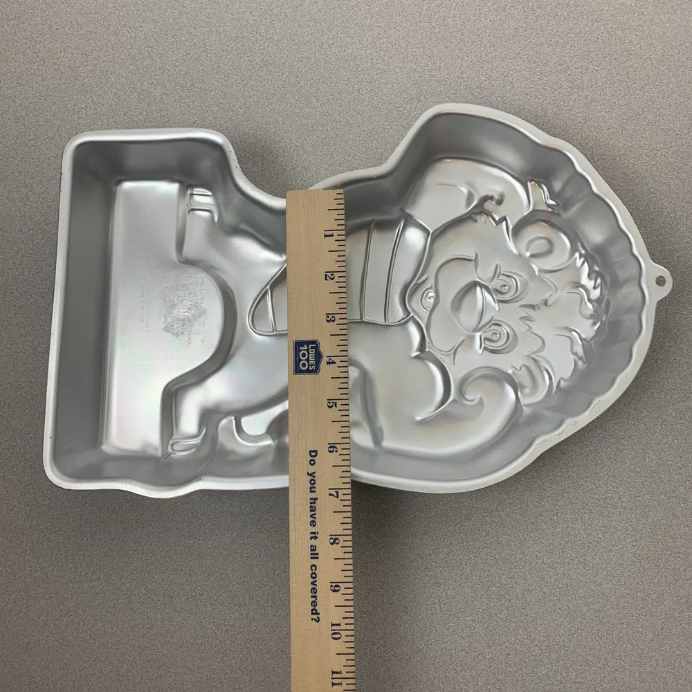 VINTAGE 1985 WILTON METAL CAKE PAN WUZZLES BUMBLELION BY HASBRO RARE DISNEY~6360